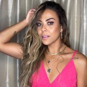 Meet your Posher, Karla